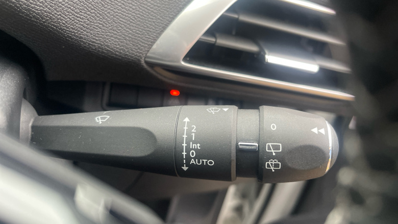 Peugeot 3008 1.5 BlueHDi Allure Premium 5dr Diesel Estate